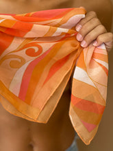 Cargar imagen en el visor de la galería, Amalfi Scarf
