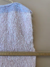 Cargar imagen en el visor de la galería, Wearing softness as the season changes L-XL