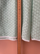 Cargar imagen en el visor de la galería, Cardigan for when your best friend comes over M