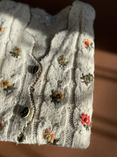 Cargar imagen en el visor de la galería, The quiet garden L