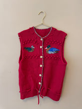 Cargar imagen en el visor de la galería, Handmade vest for magical days  M