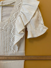 Cargar imagen en el visor de la galería, Boho 70s Lace Maxi Dress XS