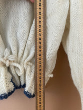 Cargar imagen en el visor de la galería, Cream Warm Hadmade Vintage Cardigan S-M