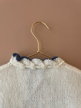 Cargar imagen en el visor de la galería, Cream Warm Hadmade Vintage Cardigan S-M