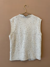 Cargar imagen en el visor de la galería, The quiet garden L