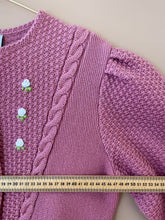 Cargar imagen en el visor de la galería, Embroidered Pink Vintage Austrian Cardigan M