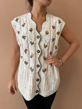 Cargar imagen en el visor de la galería, The quiet garden L