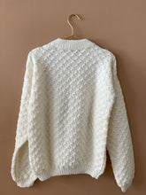 Cargar imagen en el visor de la galería, Little flowers kept quiet M