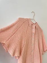 Cargar imagen en el visor de la galería, Lovely Pink Crochet Vintage Top S-M
