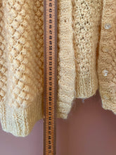 Cargar imagen en el visor de la galería, An open window in early spring M