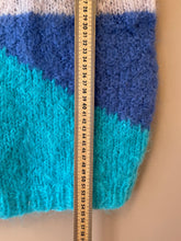 Cargar imagen en el visor de la galería, The sweater knitted by your cool aunt whom you adore XL