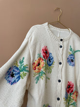Cargar imagen en el visor de la galería, Cardigan for visiting grandmother M