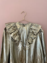 Cargar imagen en el visor de la galería, Blouse for a late 1970s gold evening M