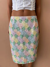 Cargar imagen en el visor de la galería, Rainbow jewel skirt M