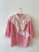 Cargar imagen en el visor de la galería, Embroidered Pink Ruffle Cotton Blouse 38
