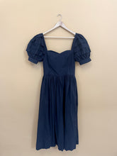 Cargar imagen en el visor de la galería, Laura Ashley Black Cotton 80s Dress M