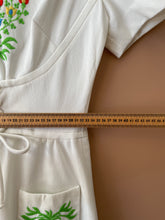 Cargar imagen en el visor de la galería, The meadow embroidery dress S-M