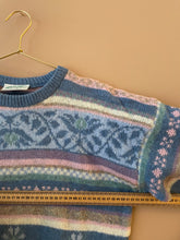 Cargar imagen en el visor de la galería, Jacquard 90s Vintage Sweater L