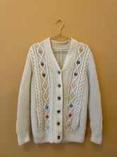 Cargar imagen en el visor de la galería, Embroidered Cable Vintage Cream Cardigan L