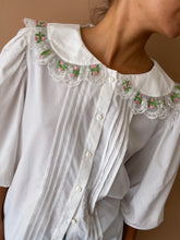Cargar imagen en el visor de la galería, The garden in collar blouse M-L