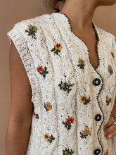 Cargar imagen en el visor de la galería, The quiet garden L