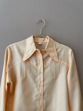 Cargar imagen en el visor de la galería, A shirt for an old summer M