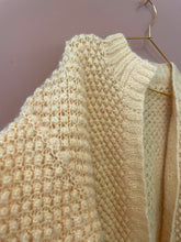 Cargar imagen en el visor de la galería, An open window in early spring M