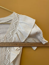 Cargar imagen en el visor de la galería, Boho 70s Lace Maxi Dress XS