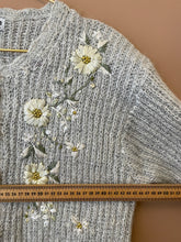 Cargar imagen en el visor de la galería, A cardigan for a quiet spring M-L