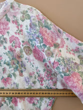 Cargar imagen en el visor de la galería, Floral Print Mohair Vintage Jumper M-L