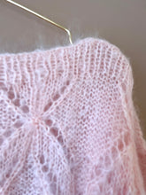 Cargar imagen en el visor de la galería, Sweet Pink Oversize Mohair Jumper XL