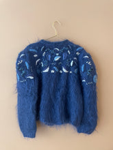 Cargar imagen en el visor de la galería, Blue Warm Knitted Vintage Cardigan S-M