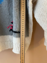 Cargar imagen en el visor de la galería, Landscape Handmade Knitted Sweater M