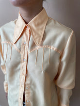 Cargar imagen en el visor de la galería, A shirt for an old summer M