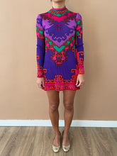 Cargar imagen en el visor de la galería, A 90s dress far from the clean look S