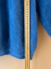 Cargar imagen en el visor de la galería, Lace Collar Blue Mohair Jumper L