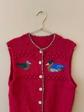 Cargar imagen en el visor de la galería, Handmade vest for magical days  M
