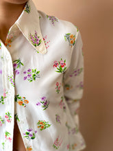 Cargar imagen en el visor de la galería, Fresh flowers blouse S