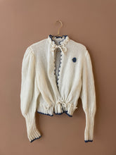 Cargar imagen en el visor de la galería, Cream Warm Hadmade Vintage Cardigan S-M