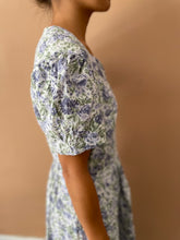 Cargar imagen en el visor de la galería, The dress from the forgotten gardens M