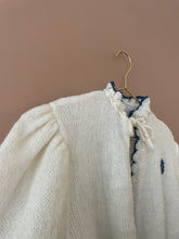 Cargar imagen en el visor de la galería, Cream Warm Hadmade Vintage Cardigan S-M