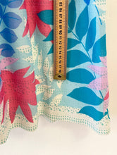Cargar imagen en el visor de la galería, Colorful 80s Summer Midi Dress L