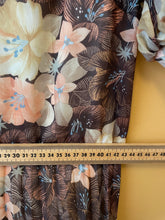 Cargar imagen en el visor de la galería, Brown Floral Vintage Maxi Dress M