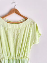 Cargar imagen en el visor de la galería, Light Green Embroidered Cotton Dress M