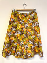 Cargar imagen en el visor de la galería, Floral 70s A-Line Skirt M