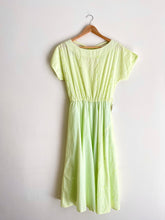 Cargar imagen en el visor de la galería, Light Green Embroidered Cotton Dress M
