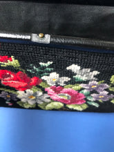 Cargar imagen en el visor de la galería, Gorgeous Embroidered Leather Handbag